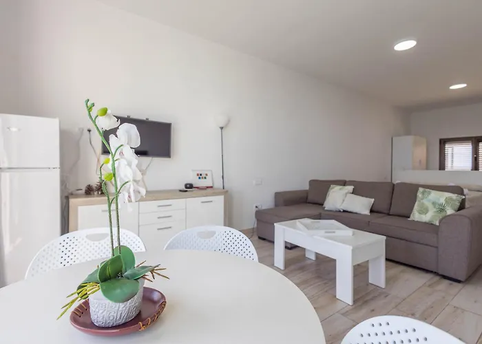 Penthouse Loft - Terrace & Natural Pool